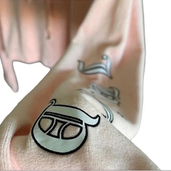 JUICY COUTURE BLACK LABEL Peach Long Sleeves Hoodie Size Medium - Picture 4 of 11